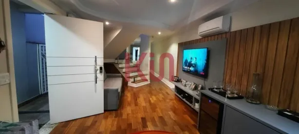 Sobrado com 3 Quartos para venda ou aluguel, 180m² no Campo Belo, São Paulo