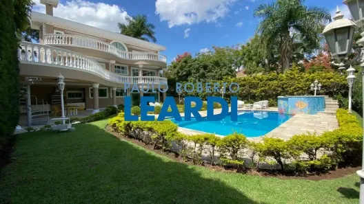 Casa de Condomínio com 4 Quartos para alugar, 840m² no Tamboré, Santana de Parnaíba