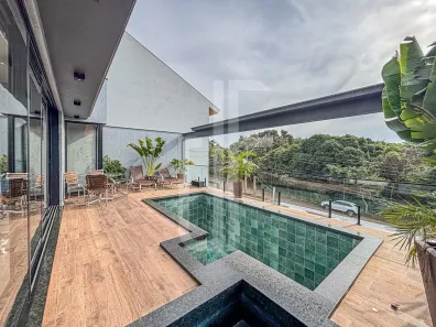 Sobrado com 3 Quartos à venda, 210m² no Espírito Santo, Porto Alegre
