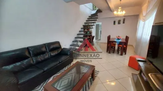 Sobrado com 2 Quartos à venda, 200m² no Cidade Edson, Suzano