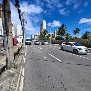 Imóvel Comercial com 15 Quartos para venda ou aluguel, 725m² no Pituba, Salvador