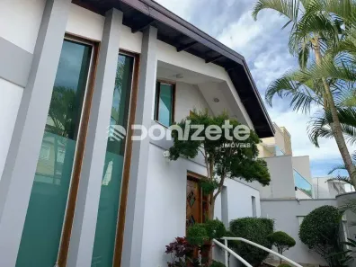Sobrado com 3 Quartos à venda, 350m² no Vila Scarpelli, Santo André