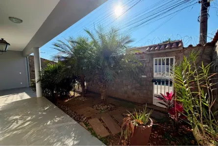 Casa com 3 Quartos à venda, 177m² no Monte Líbano, Lavras