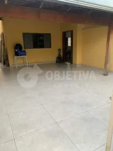 Casa com 5 Quartos à venda, 148m² no Jardim Patrícia, Uberlândia