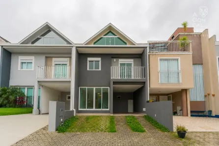 Sobrado com 3 Quartos à venda, 145m² no Cidade Industrial, Curitiba