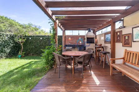 Casa de Condomínio com 3 Quartos à venda, 240m² no Teresópolis, Porto Alegre