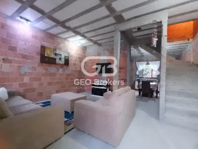 Sobrado com 3 Quartos à venda, 70m² no Residencial Santa Paula, Jacareí