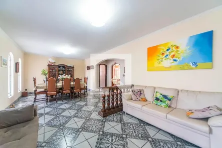 Casa com 4 Quartos à venda, 263m² no Vila Curuçá, Santo André