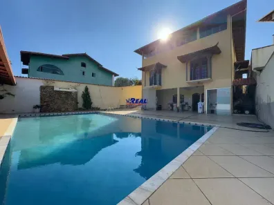 Casa com 5 Quartos à venda, 850m² no Colonial, Contagem