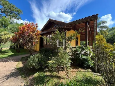 Casa com 2 Quartos à venda, 150m² no Pedro do Rio, Petrópolis
