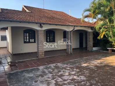 Sobrado com 3 Quartos à venda, 196m² no Cidade Universitária, Campinas