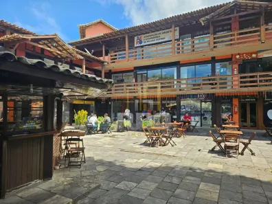 Sala Comercial para alugar, 24m² no Centro, Rio das Ostras