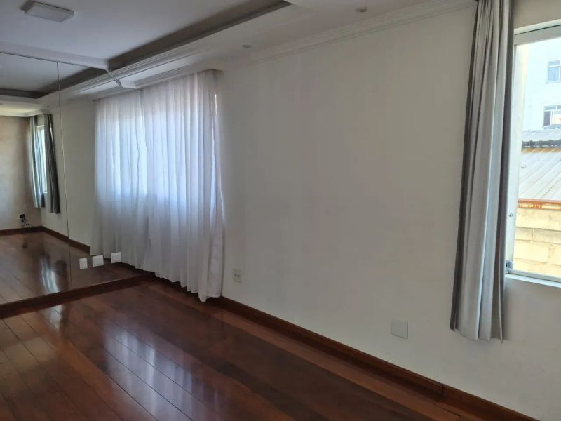 Apartamento com 3 quartos — Santa Rosa, Belo Horizonte