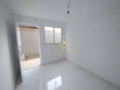 Casa de Condomínio com 2 Quartos à venda, 54m² no Sítio do Campo, Praia Grande