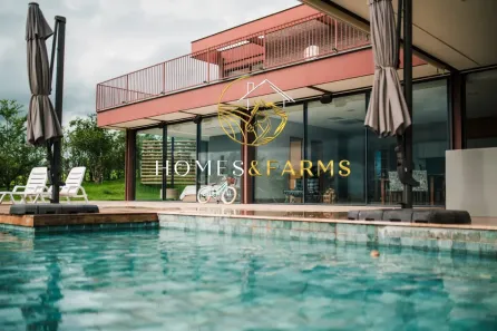 Fazenda/Sítio com 5 Quartos à venda, 387m² no , Hidrolândia