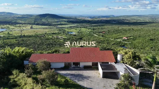 Casa com 3 Quartos à venda, 500m² no São Pedro, Bezerros