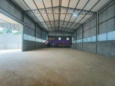 Galpão/Depósito/Armazém para alugar, 680m² no Chácaras Reunidas Santa Terezinha, Contagem