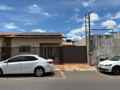 Casa com 2 Quartos à venda, 200m² no Centro-Norte, Várzea Grande