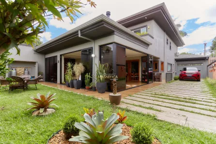 Casa com 4 Quartos à venda, 490m² no Jardim das Américas, Curitiba