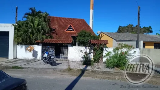 Casa com 5 Quartos à venda, 252m² no Balneário Betáras, Matinhos