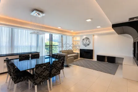 Apartamento com 3 Quartos à venda, 131m² no Três Figueiras, Porto Alegre