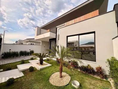Casa com 3 Quartos à venda, 100m² no Bela Vista, Palhoça