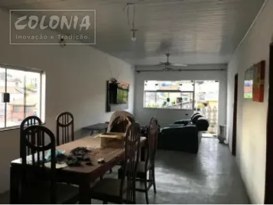 Sobrado com 6 Quartos para alugar, 245m² no Parque Novo Oratório, Santo André