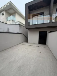 Sobrado com 4 Quartos à venda, 150m² no Jardim Virgínia, Taboão da Serra