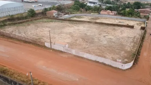 Lote/Terreno à venda, 9800m² no Itaqui, São Luís