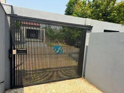 Casa com 3 Quartos à venda, 135m² no Jardim Neman Sahyun, Londrina