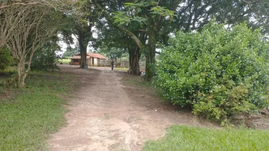 Fazenda/Sítio com 3 Quartos à venda, 200m² no Área Rural de Tatuí, Tatuí