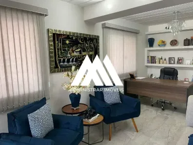 Casa com 3 Quartos à venda, 340m² no Santa Mônica, Itaúna