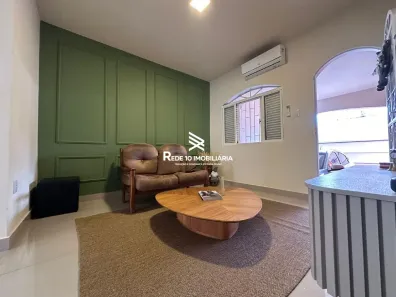 Casa com 4 Quartos para alugar, 160m² no Fundinho, Uberlândia
