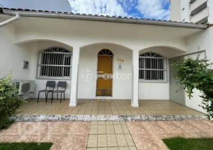 Casa com 3 Quartos à venda, 182m² no Barreiros, São José