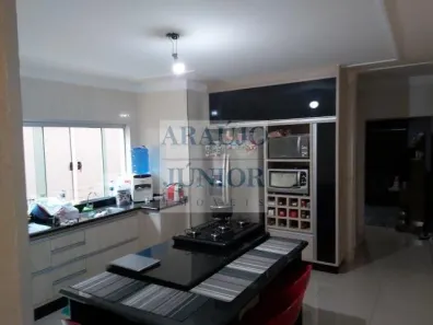 Casa com 5 Quartos à venda, 219m² no Parque Residencial Jaguari, Americana
