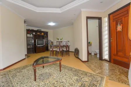 Sobrado com 3 Quartos à venda, 254m² no Juvevê, Curitiba