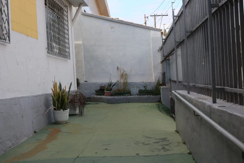Casa com 4 quartos — Caiçaras, Belo Horizonte