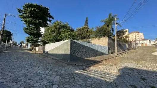 Lote/Terreno à venda, 130m² no Capoeiras, Florianópolis