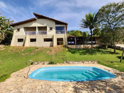 Casa com 5 Quartos para alugar, 350m² no Luiz Fagundes, Mairiporã