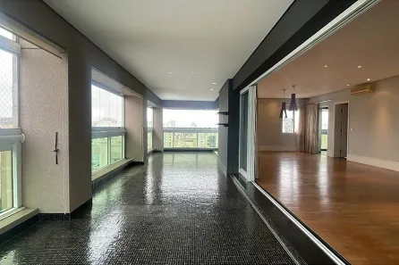 Apartamento com 4 Quartos à venda, 235m² no Vila Uberabinha, São Paulo
