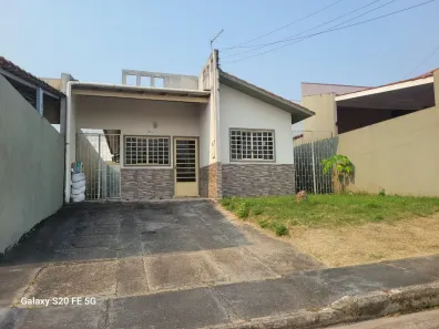 Casa de Condomínio com 3 Quartos para alugar, 70m² no Tarumã-Açu, Manaus