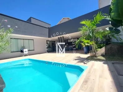 Casa de Condomínio com 3 Quartos à venda, 195m² no Campo Grande, Rio de Janeiro