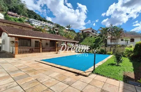 Casa com 4 Quartos à venda, 200m² no Pimenteiras, Teresópolis