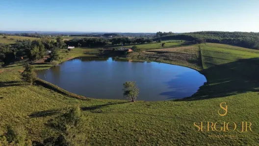 Fazenda/Sítio com 4 Quartos à venda, 185000000m² no , Triunfo