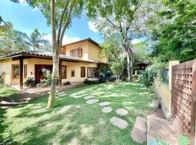 Casa de Condomínio com 4 Quartos à venda, 471m² no Vila de São Fernando, Cotia