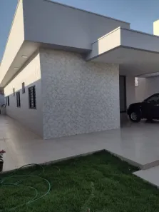 Casa com 3 Quartos à venda, 140m² no Jardim Inconfidência, Uberlândia