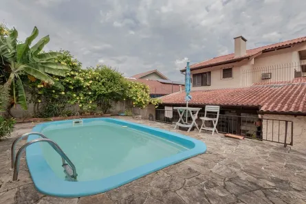 Casa com 3 Quartos à venda, 227m² no Jardim Sabará, Porto Alegre