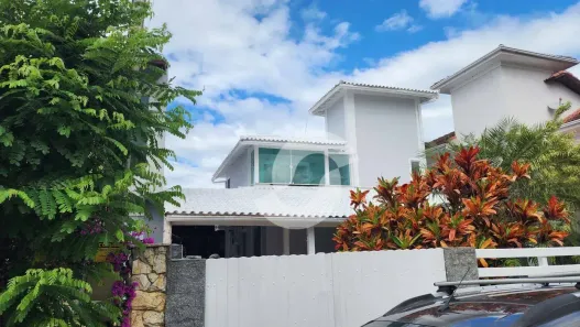 Casa de Condomínio com 3 Quartos à venda, 230m² no São José do Imbassaí, Maricá