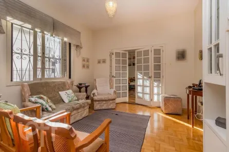 Sobrado com 3 Quartos à venda, 355m² no Petrópolis, Porto Alegre