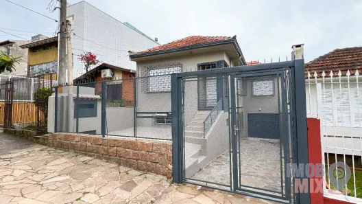 Casa com 3 Quartos à venda, 174m² no São Sebastião, Porto Alegre